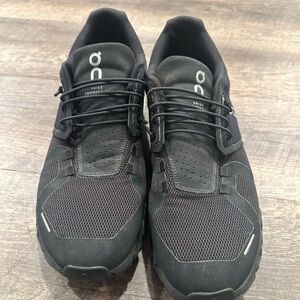 Men’s On Cloud size 10